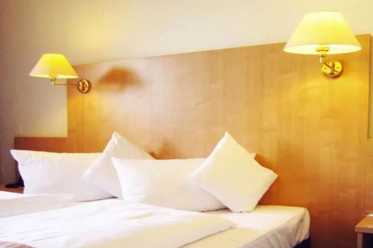 Frankfurt 3*